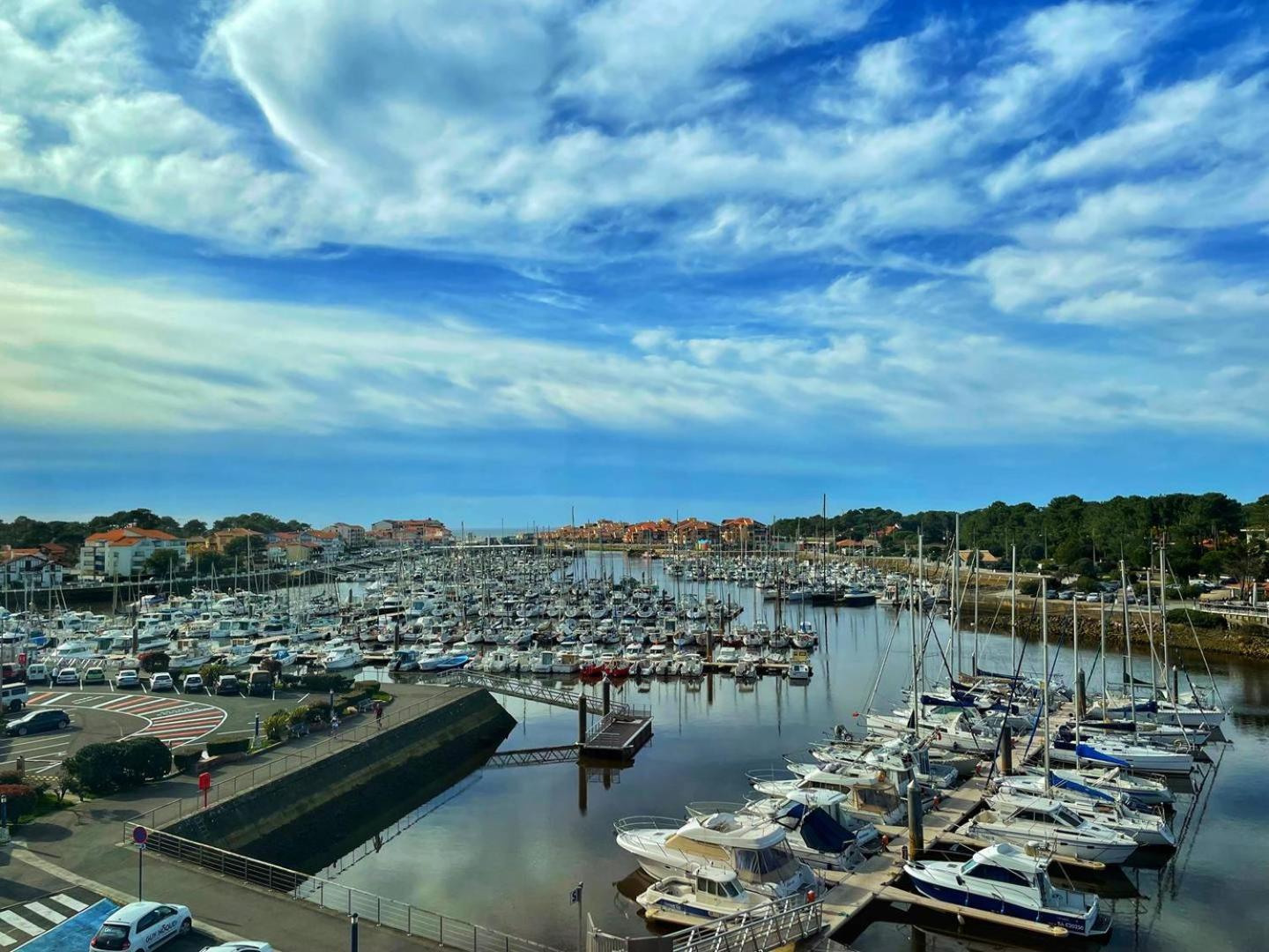Port Sud - T3 En Duplex Avec Vue Panoramique Sur Le Port De Capbreton Apartment ภายนอก รูปภาพ